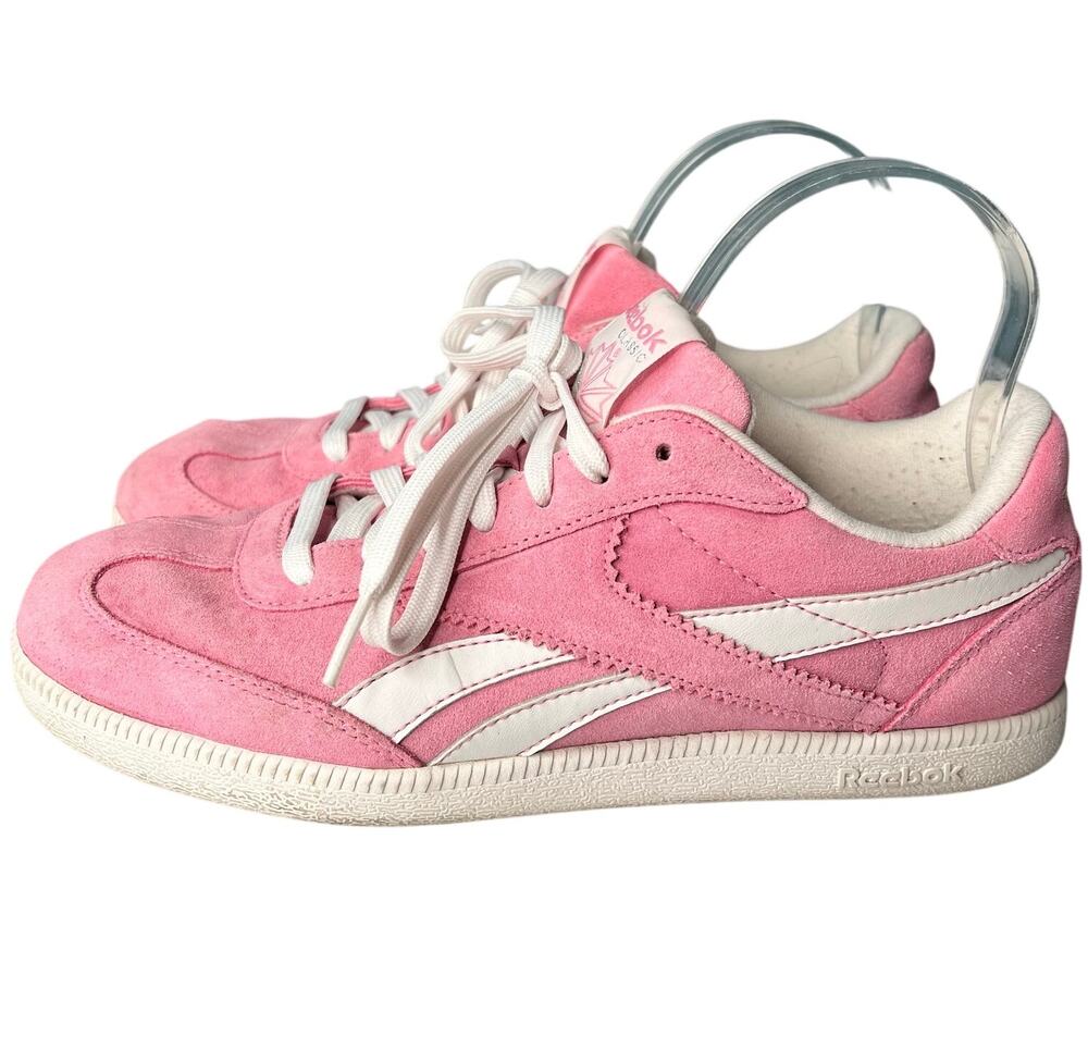 REEBOK CLASSIC Pink Suede Sneakers Vintage Retro Lace Up White RB 801 Size 9